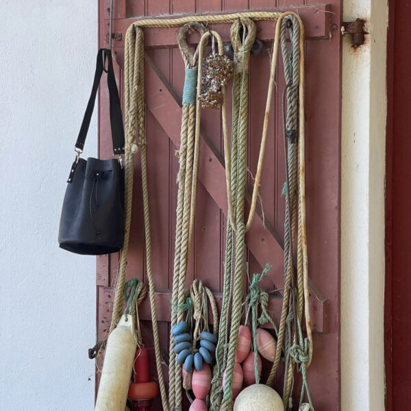 Δερμάτινη Τσάντα Πουγκί Οία μαύρη - Image 3