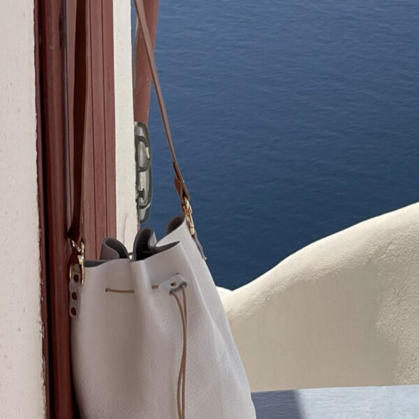 Δερμάτινη Τσάντα Πουγκί Οία άσπρη - Image 2