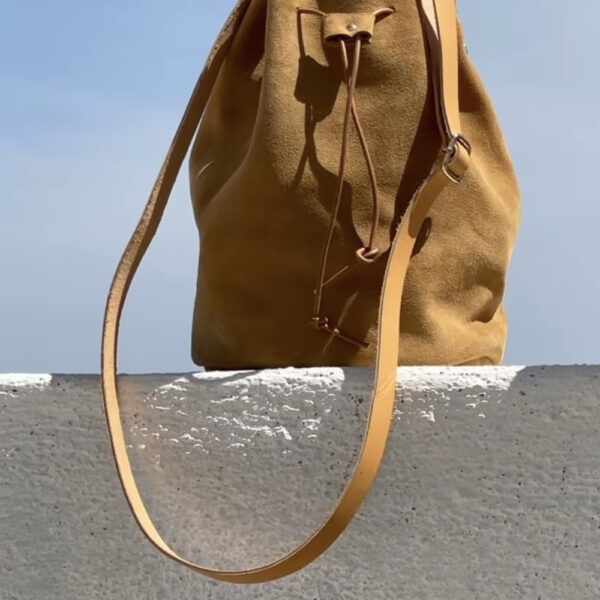 Δερμάτινη Τσάντα Πουγκί μπεζ - Image 2