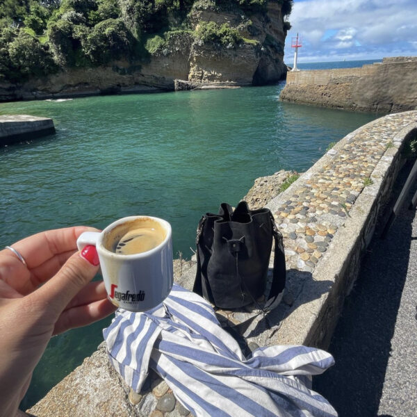 Δερμάτινη Τσάντα Πουγκί Οία μαύρη - Image 2